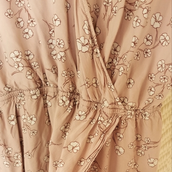 Box 12 AVA & VIV Floral Faux Wrap Dress - Picture 3 of 4